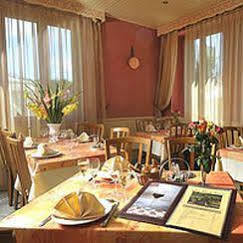 Hôtel Le Relais Des Monedieres à Seilhac Extérieur photo