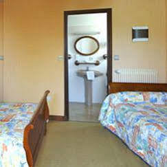 Hôtel Le Relais Des Monedieres à Seilhac Extérieur photo